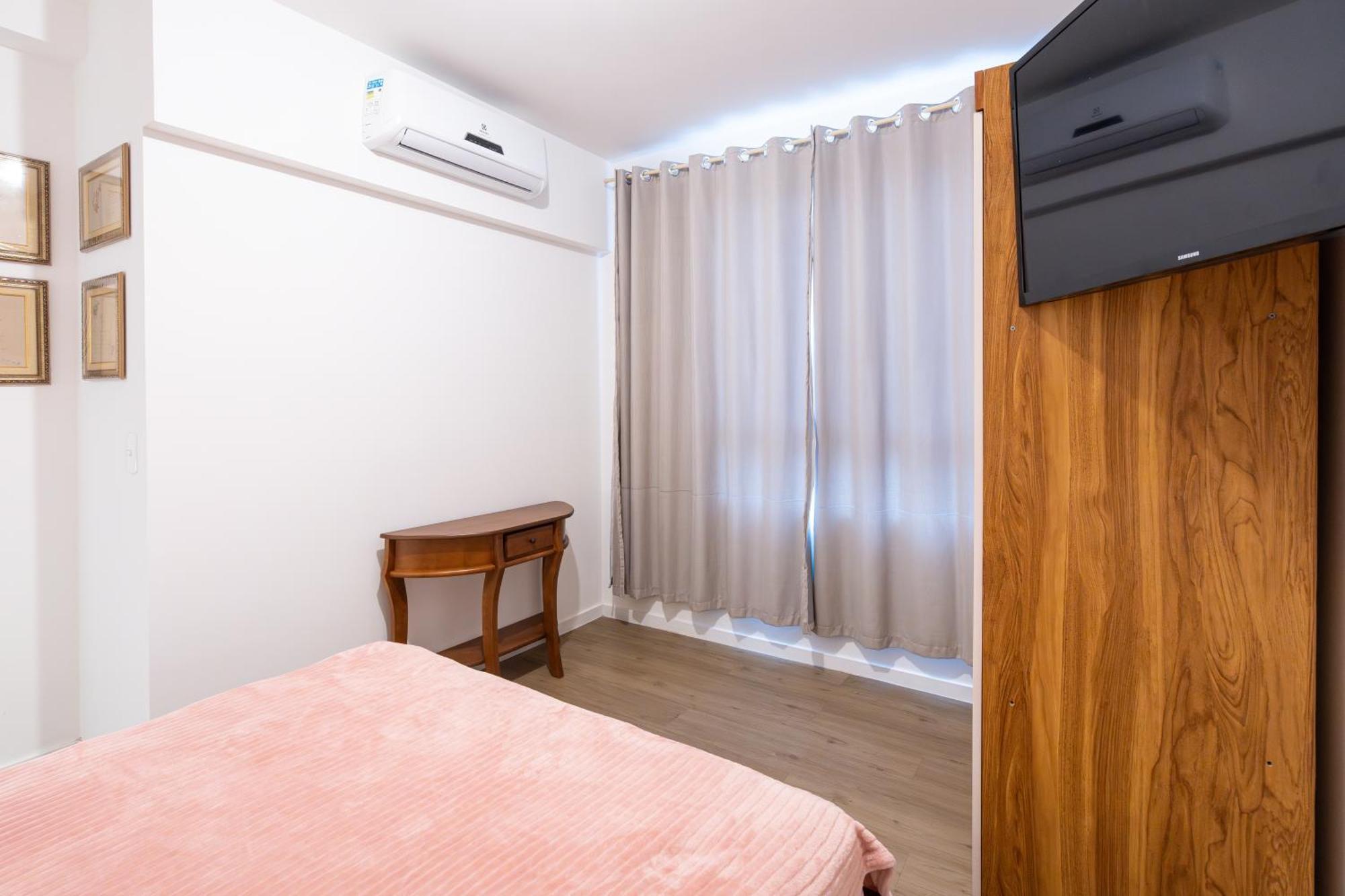 شقة Apartamento 150M Da Praia Com Sacada, Wi-Fi Ar Condicionado, Piscina, Portaria 24H, Playground E Vaga De Garagem Piçarras الغرفة الصورة